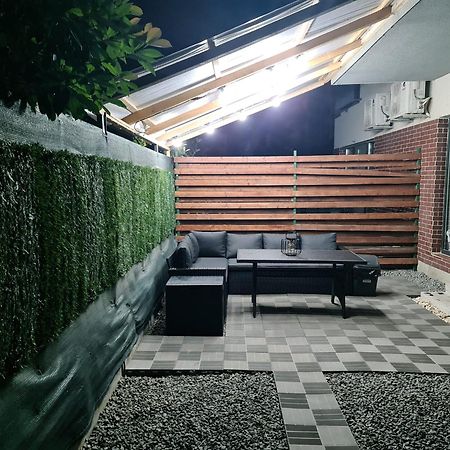 Apartament Deea ナボダリ エクステリア 写真
