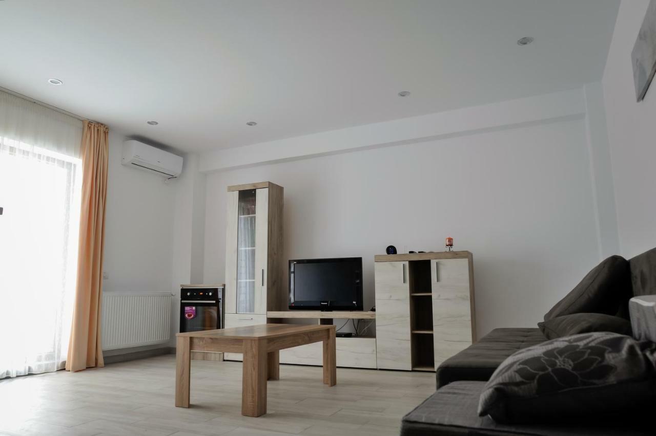 Apartament Deea ナボダリ エクステリア 写真